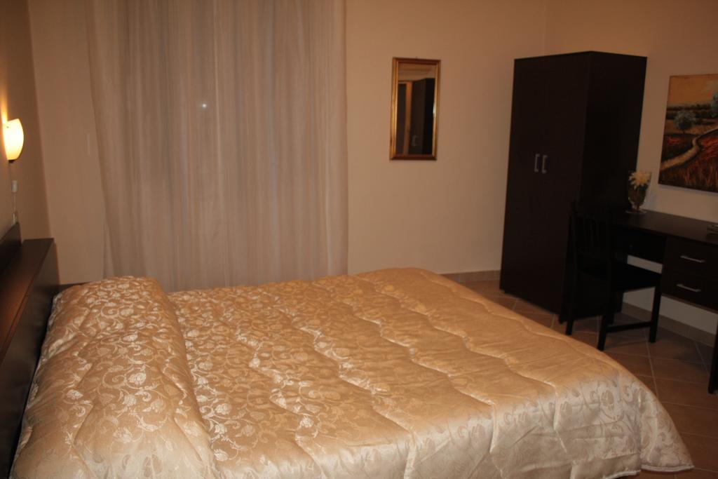 Guest House Roma Prato Værelse billede